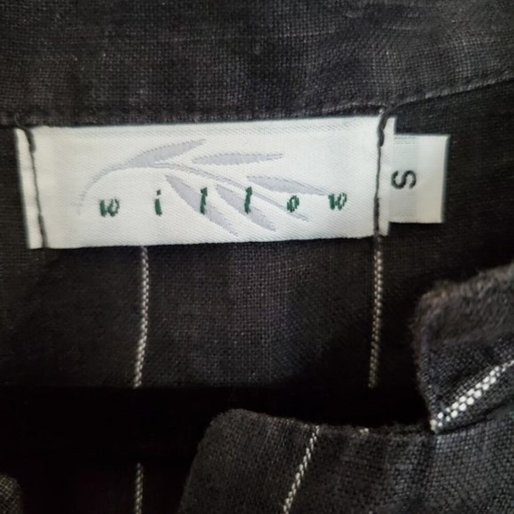 Willow Linen Oversized Lagenlook Button Down Tp - Picture 4 of 6